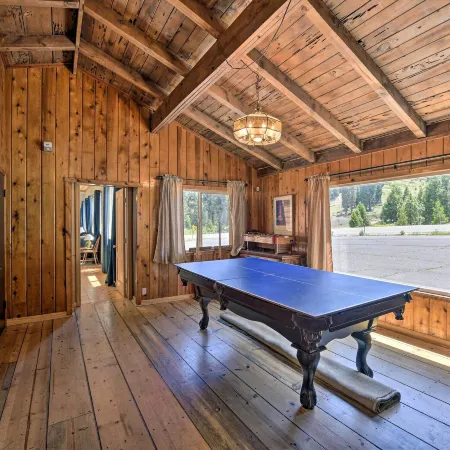 Secluded Camp Connell Home w/ Deck + Fireplace!