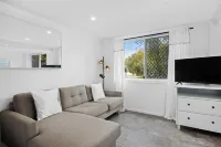 STUDIO ON HENDERSON,