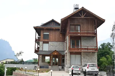 Rigzin House by Meghsparsh Resorts Hotels near Footloose Igloo, Sethan, Manali