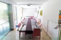 크리스티나 호텔 부쿠레슈티
