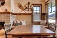 大湖中心的寵物友好小屋