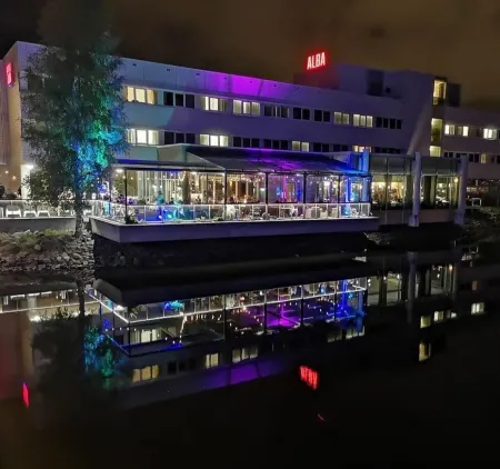 Finlandia Hotel Alba Отели рядом с достопримечательностью «Университет прикладных наук Ювяскюля»