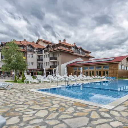 Thermal Hotel Seven Seasons