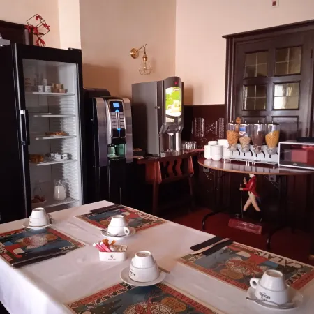 Metropol Hotel