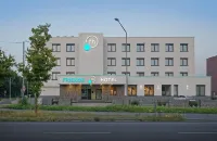 Friends Hotel Düsseldorf-Airport Ratingen Hotels in der Nähe von Märchenzoo Ratingen