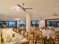 Clubb Coolum Beach Resort Sunshine Coast Hotels in Coolum Beach