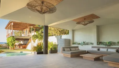 Mirasurf Hotel & Waves Отели в г. 