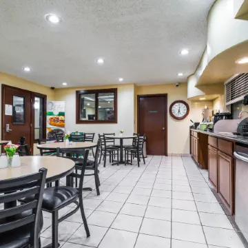 Quality Inn & Suites Lacey Olympia