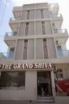 Hotel The Grand Shiva Các khách sạn gần Gomti Ghat