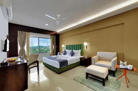 The Fern Residency, Vadgaon - Talegaon, Pune Отели в г. Талегаон Дабхейд