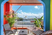 Golden Ocean Azure Hotel - غرفة مطلة على الجبل