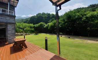 Hwacheon Yeoungwoong-Ine Pension