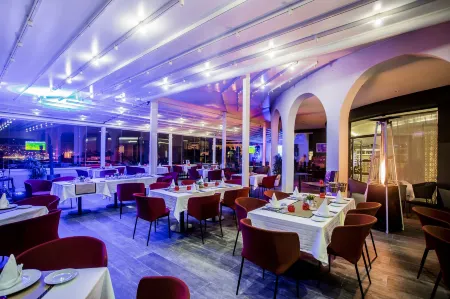 Fredj Hotel