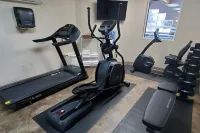 Cobblestone Suites - Oshkosh - Gym