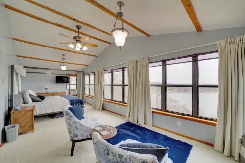 Lake-View Home w/ Deck + Gas Grill in Bernice! - Pet friendly