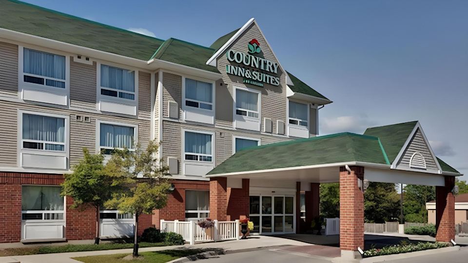 Staywell Inn & Suites