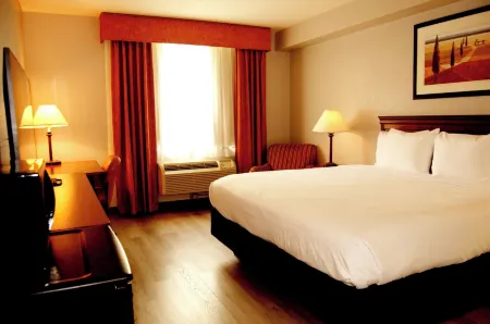 Country Inn & Suites by Radisson, London South, on