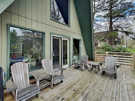 Lil' Cove in Paradise