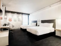 Alt Hotel Ottawa Downtown Hotels near Centenial Flame
