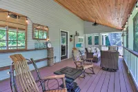 Creekside Brevard Home < 1 Mi to Downtown! - 3-Star