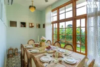 StayVista at the Oakridge Lavish 4 BHK Villa in Dharamshala with Jacuzzi