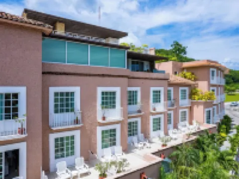 Hotel Castillo Huatulco & Beach Club Hotels near Playa Santa Cruz