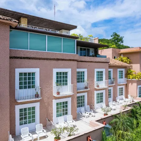 Hotel Castillo Huatulco & Beach Club