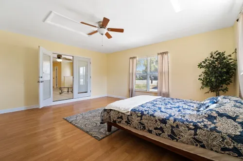 Tropical Palm Oasis - Cozy Private Heated Pool Home!