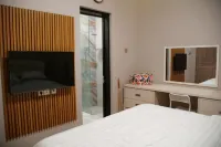 Villa Manyar Private Pool