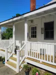 Charming 1-bedroom Rekindled  Farmhouse Historic Sugar Loaf, NY