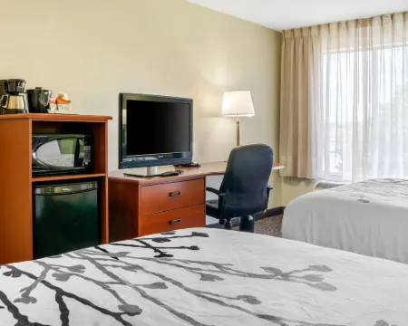 Sleep Inn & Suites Airport Hotels in Milwaukee
