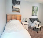 Raleigh Suburb -  5-bedroom/ 3.5-bathroom