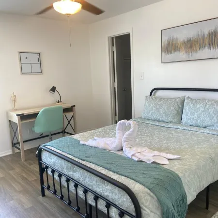 Cozy 1 Br Apartment Julian manor