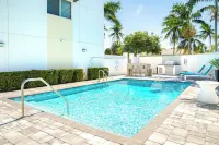 Coastal Escape • Pool • Beach • Boca Raton - Private Pools