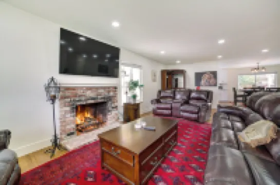 Salinas Home w/ Pool - Near Weathertech Raceway!