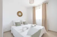 Villa Romarin Hotels in Marignane