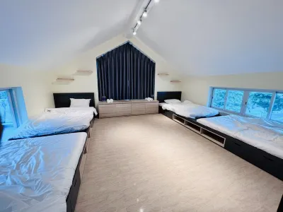 Unwind 5BR Villas at Xanh Villas Resort 탁텟 호텔