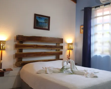 Cabinas El Colibri, Apart Hotel Hotels in Puerto Carrillo