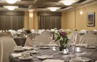 西埃德蒙頓希爾頓花園酒店 - 早餐