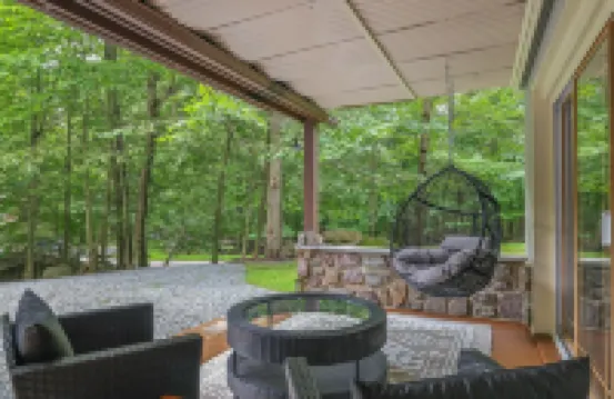 Welcome to the Whitetail Lodge!