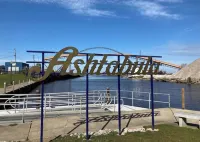 Lakeview Ashtabula, OH - 5 min to GOTL - Deck - King - Wineries - Lake Erie