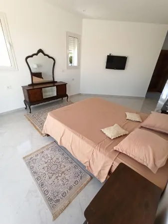 Atypical Villa la reine with swimming pool 5 minutes from the beach!