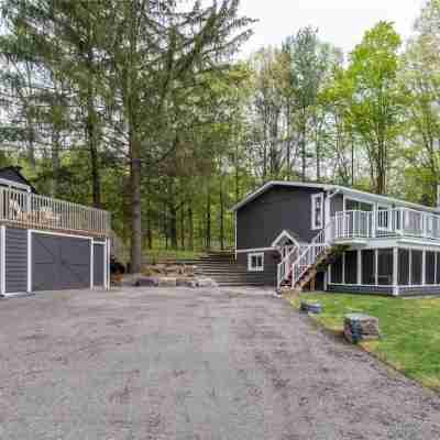 Muskoka lakefront,private sand beach ,cosy-family cottage Hotel Exterior