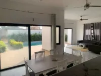 Luxury villa with 4 bedrooms/showers and private pool close to the beach Ngaparou 호텔