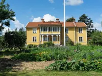 Högebo - living between forest and lake Hotels in 