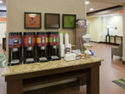 Hampton Inn & Suites Minneapolis West/Minnetonka Hotels in Minnetonka