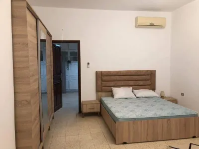 Grande Maison Avec Piscine et Grand Jardin Arboré Situé à 1km de Djerbahood Hotels in der Nähe von Djerbahood