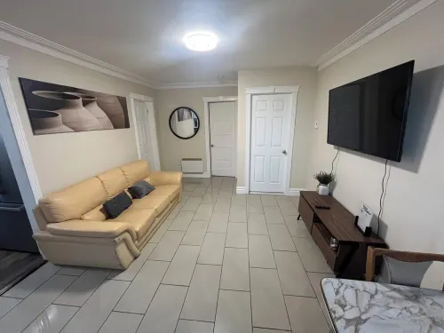 Cozy Private Stay In Valleyfield – Perfect for All Travelers Hotels in Valleyfield