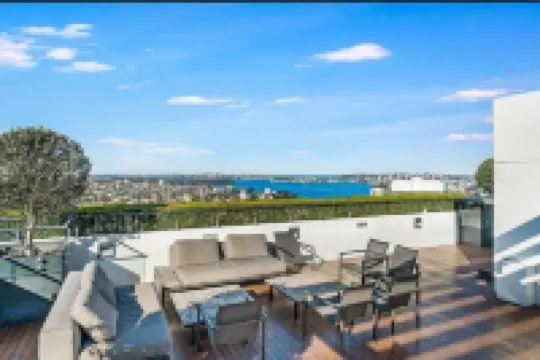 Modern City Pad with Rooftop Pool and Gym