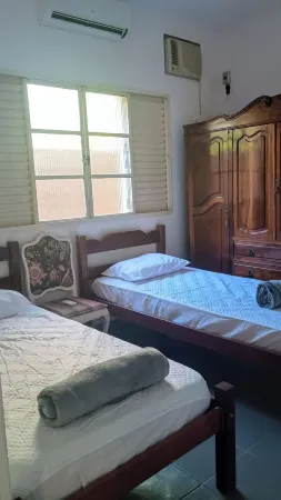 3 suites with air conditioning, garage, Wi-Fi, best location for 10 people